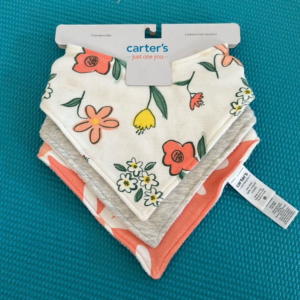 Carter’s Brand New Bandana Bib Set